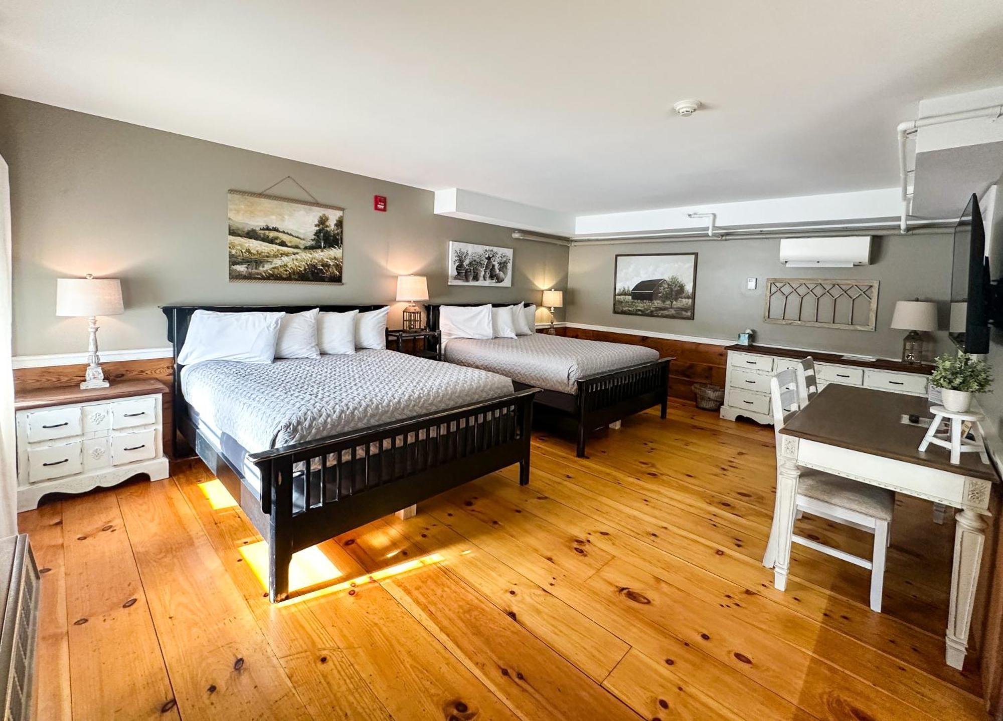 אמהרסט The Black Walnut Inn מראה חיצוני תמונה