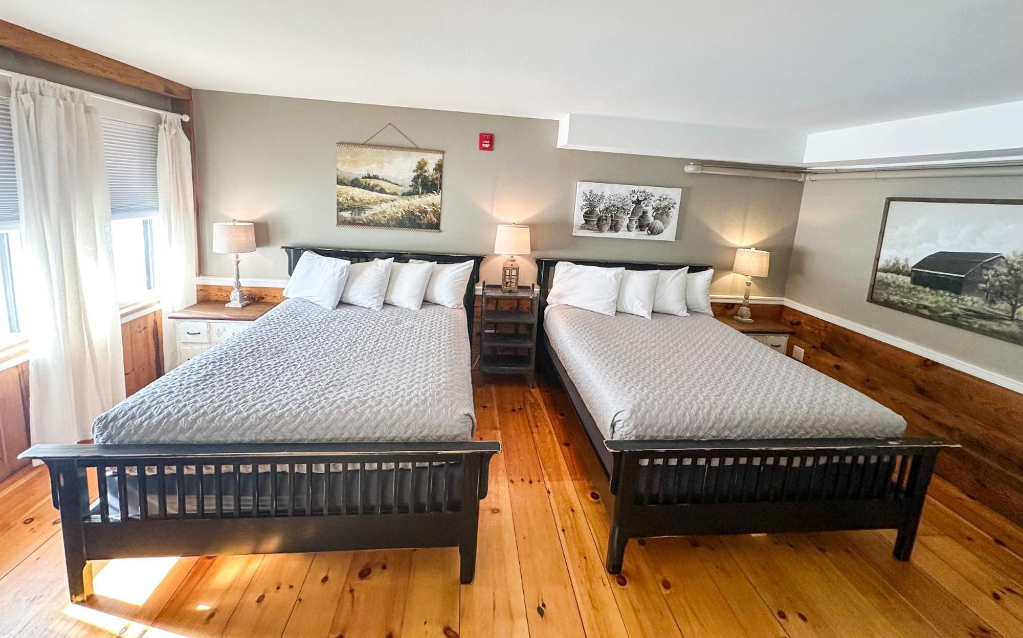אמהרסט The Black Walnut Inn מראה חיצוני תמונה